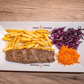 Danie z grillowanej wołowiny (Szisz Kebab)