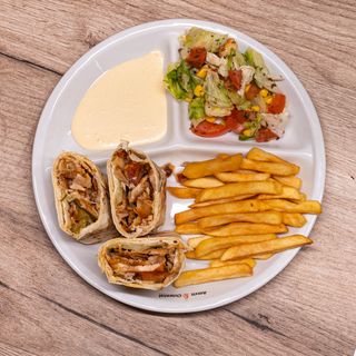 Danie z kurczakiem w Lawaszu