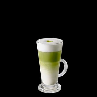 Kokosowa matcha latte