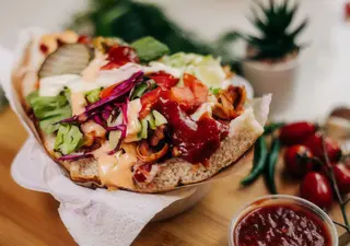 Kebab w bułce duży