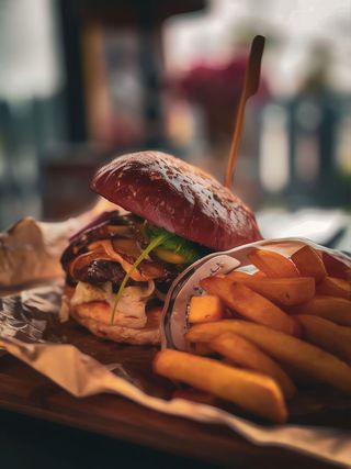 Vege Buger  panierowany ser camembert 160 g