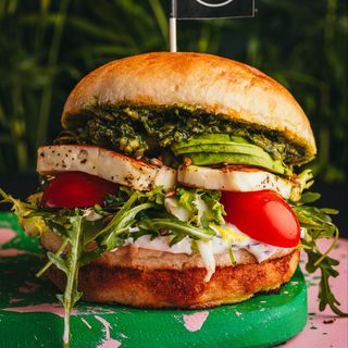 Buła Halloumi