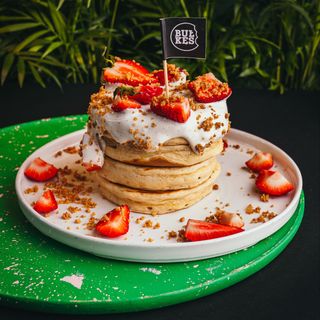 PANCAKES - Truskawkowy raj