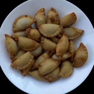 Pelmieni z cielęcina (porcja L) smażone