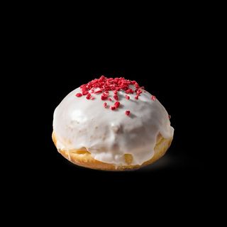 Pączek z nadzieniem różanym