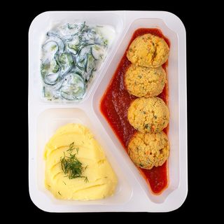 Pulpety z soczewicy w sosie pomidorowym 400g