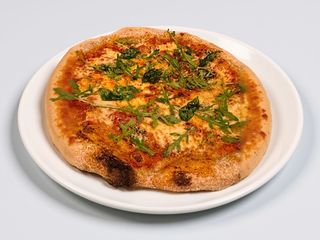 Quattro formaggi 33CM i Cola