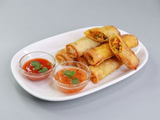 Spring Roll - 4 szt. (Indyjski ser)