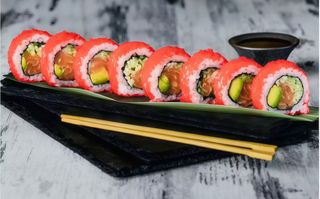 California z łososiem 8szt