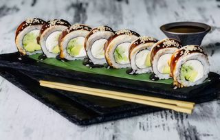 Philadelphia z węgorzem - 8szt