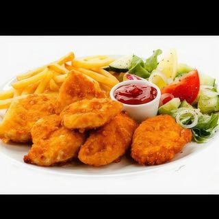 Nuggetsy +skrzydelka+Frytki BOX
