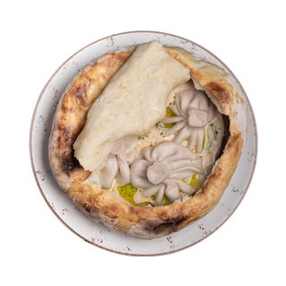 CHINKALI Z ŁOSOSIEM 