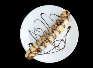 Banan w cieście z czekoladą