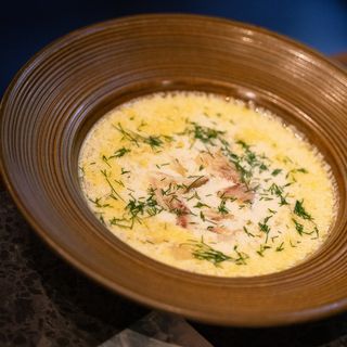 Zupa z wędzoną makrelą