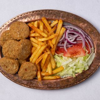 Talerz falafel