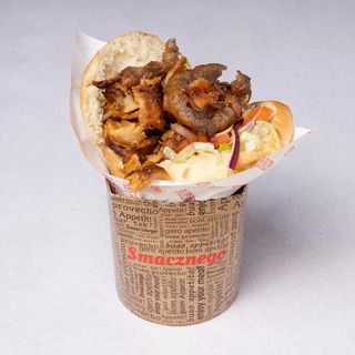 Kebab w bułce z kurczakiem