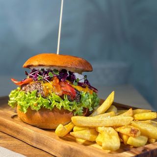 Royal Beef Burger