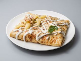 Naleśnik ser, kurczak, ananas