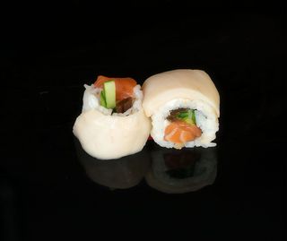 California roll maślana z łososiem 8szt