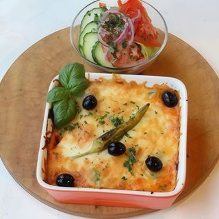 Zapiekanka z wędzonym łososiem