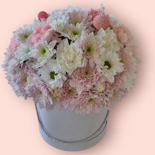 Margaretka ,goździk ,kulki 