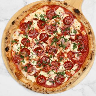 Pizza salsiccia piccante