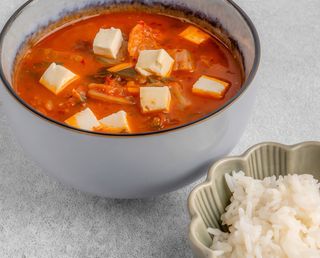 Zupa kimchi