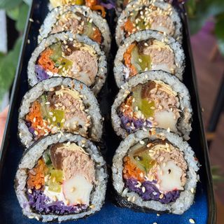 Kimbap z tuńczykiem 