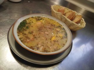 Żurek z własnego zakwasu gotowany na żeberkach 500 ml