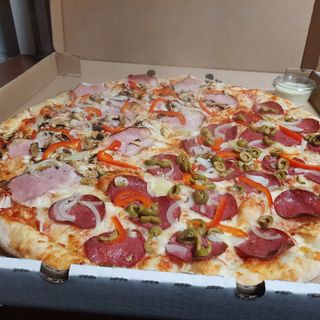 Zestaw 3 pizz do wyboru