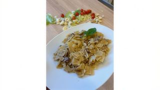 Łazanki z kiełbasą i kapustą kiszoną