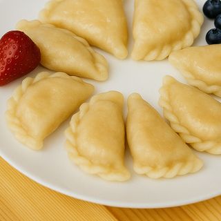 Pierogi z wiśniami 7 szt.