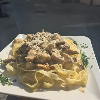 Tagliatelle z pieczarką