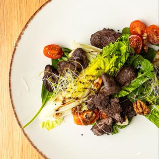 Sałata z wątróbką