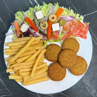 Talerz falafel