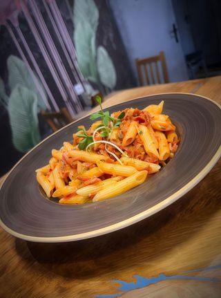 Makaron penne po myśliwsku