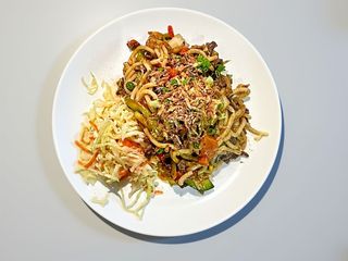 Makaron sojowy z warzywami