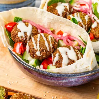 Mała Pita vege falafel