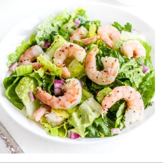 Sałatka dynamite krewetki