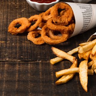 Onion ring special 18 Sztuk Z frytkami.