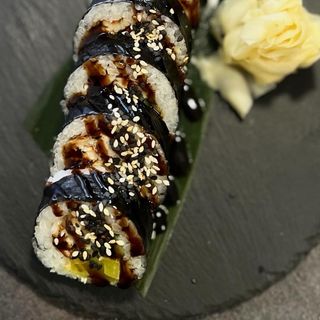 Futomaki węngorz 6 szt