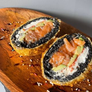 Black Burger Łosoś 