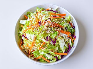 Surówka z kapusty pekińskiej