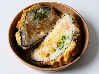 Sushi burger Tatar z łososia 