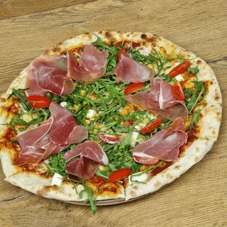 Pizza 4 sery z prosciutto