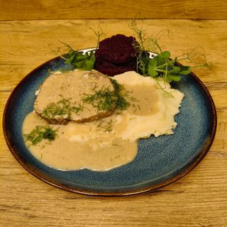 Karkówka w sosie grzybowym 