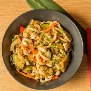 Udon z warzywami