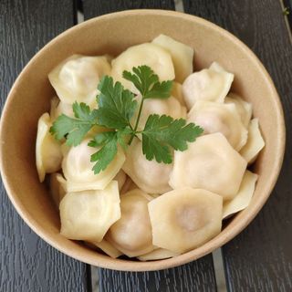 Pielmieni gotowane 200