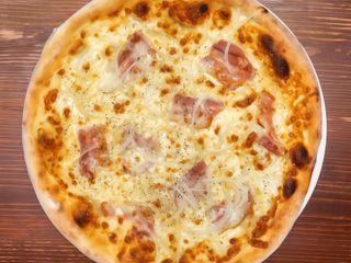 Pizza Carbonara