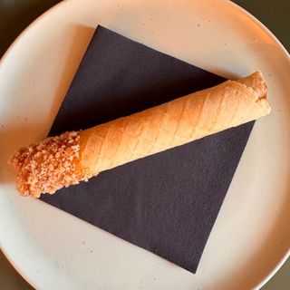 Rurka z kremem karmelowym